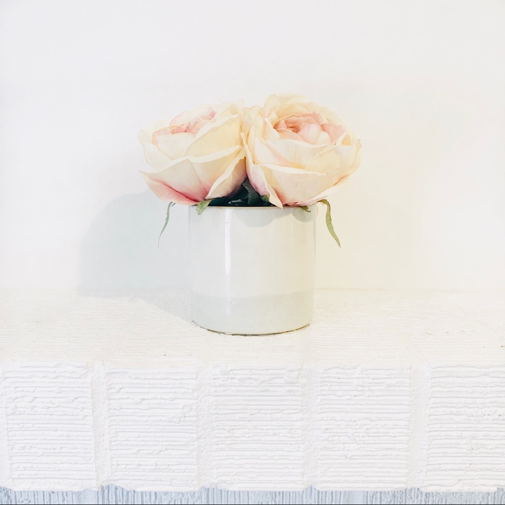 Ceramic Vase with Girly Glamorous Pink Roses